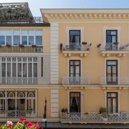 Palazzo Starace Hotel Sorrento Exterior photo