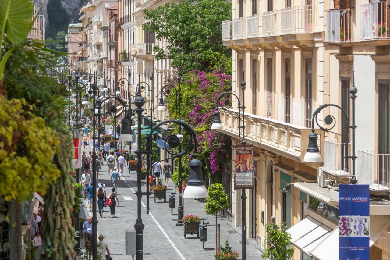 Palazzo Starace Hotel Sorrento Exterior photo